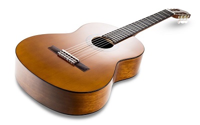 Yamaha C40